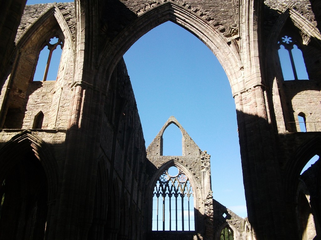 literary-wales-tintern-abbey-susan-calder